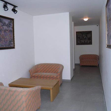 Holidays Apart-Hotel Anderlecht Exterior photo